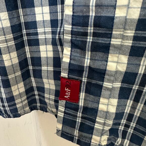Abercrombie & Fitch Shirt Mens Large Blue White Plaid Muscle Fit Button Down - Picture 4 of 7